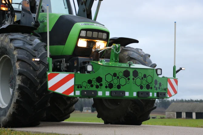 Zderzak do ciągnika KR-OBC