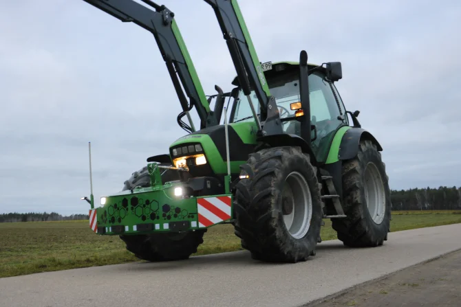 Zderzak do ciągnika KR-OBC