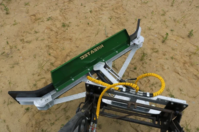 Zgarniacz skrętny hydraulicznie, ocynkowany KR-ZG-H