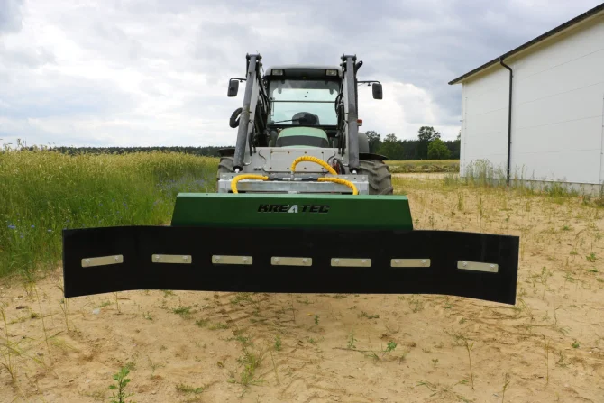 Zgarniacz skrętny hydraulicznie, ocynkowany KR-ZG-H