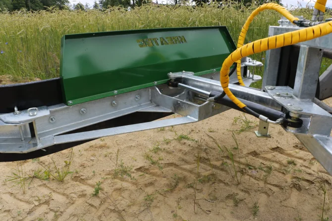 Zgarniacz skrętny hydraulicznie, ocynkowany KR-ZG-H