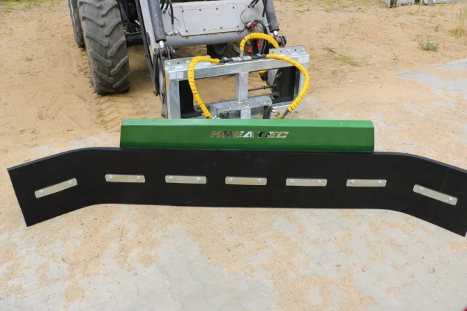 Zgarniacz skrętny hydraulicznie, ocynkowany KR-ZG-H