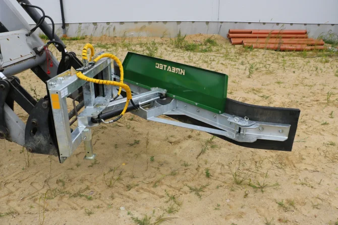Zgarniacz skrętny hydraulicznie, ocynkowany KR-ZG-H