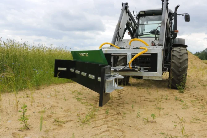 Zgarniacz skrętny hydraulicznie, ocynkowany KR-ZG-H